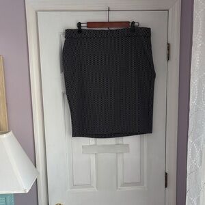 Elle Black Textured A-Line Skirt